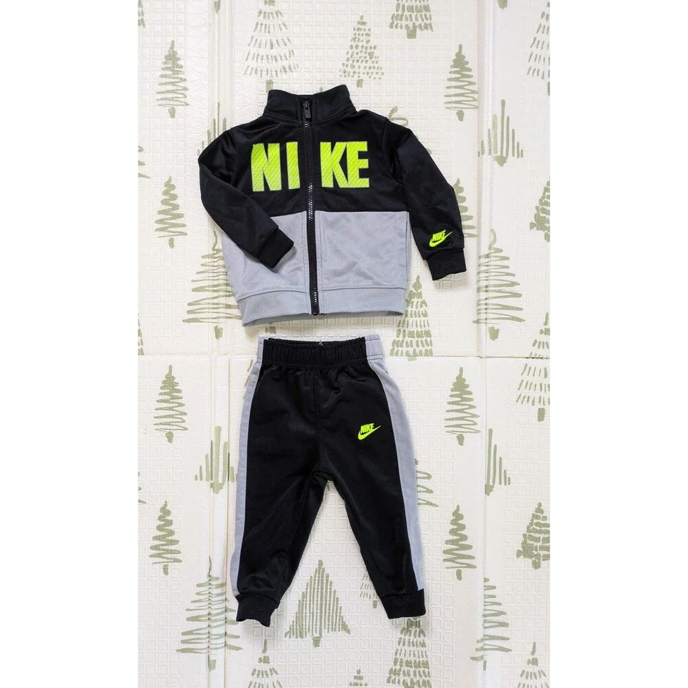 Toddler Boy 12M Clothes Lot 11 Pc Nike Puma Nautica Carters Hoodie Sweatpants